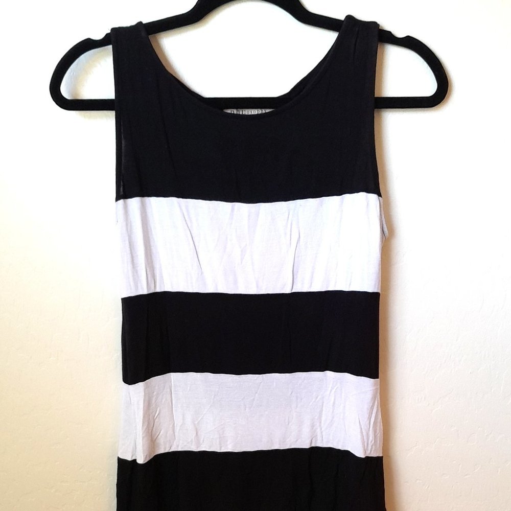 Philosophy black and white chunky striped fitted tank